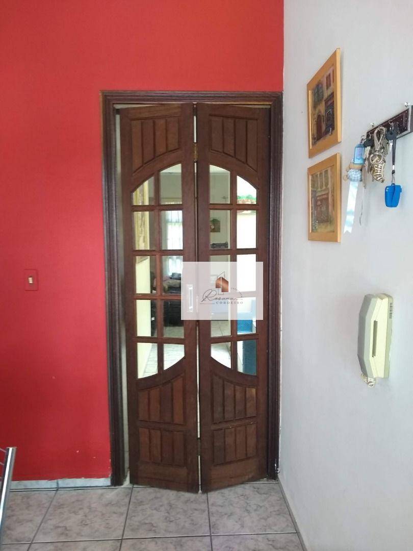 Sobrado à venda com 3 quartos, 234m² - Foto 23