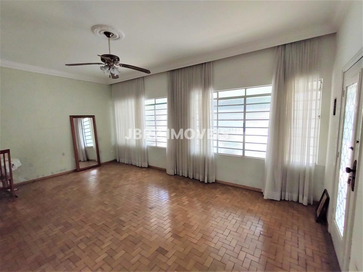 Casa à venda com 3 quartos, 185m² - Foto 4