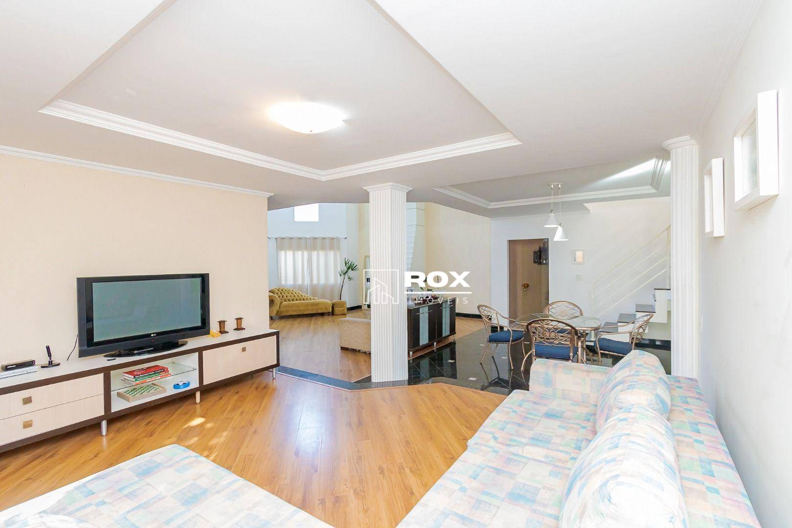 Casa para alugar com 4 quartos, 362m² - Foto 10