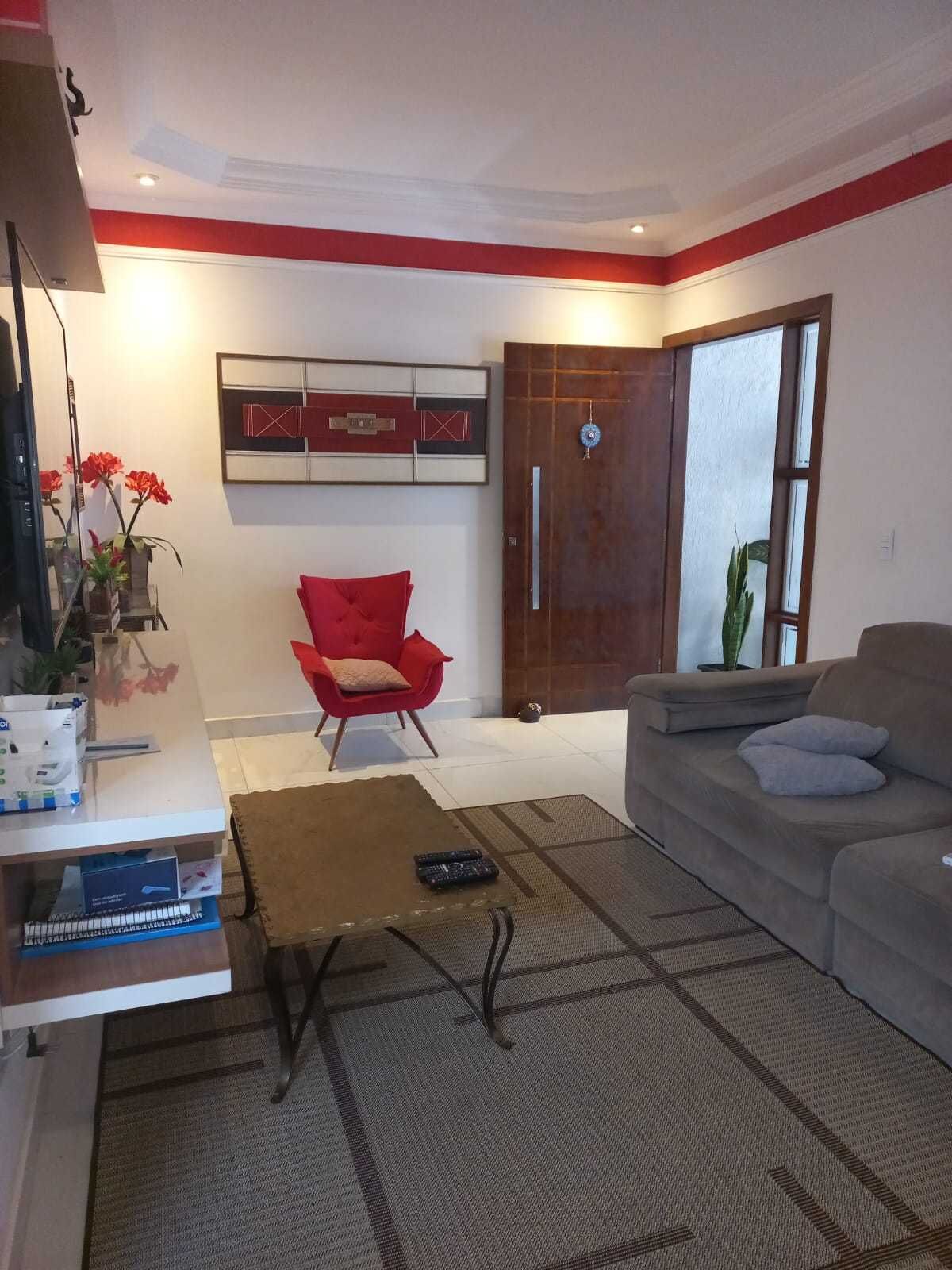 Casa à venda com 3 quartos, 160m² - Foto 2