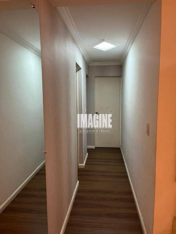 Apartamento à venda com 2 quartos, 65m² - Foto 4