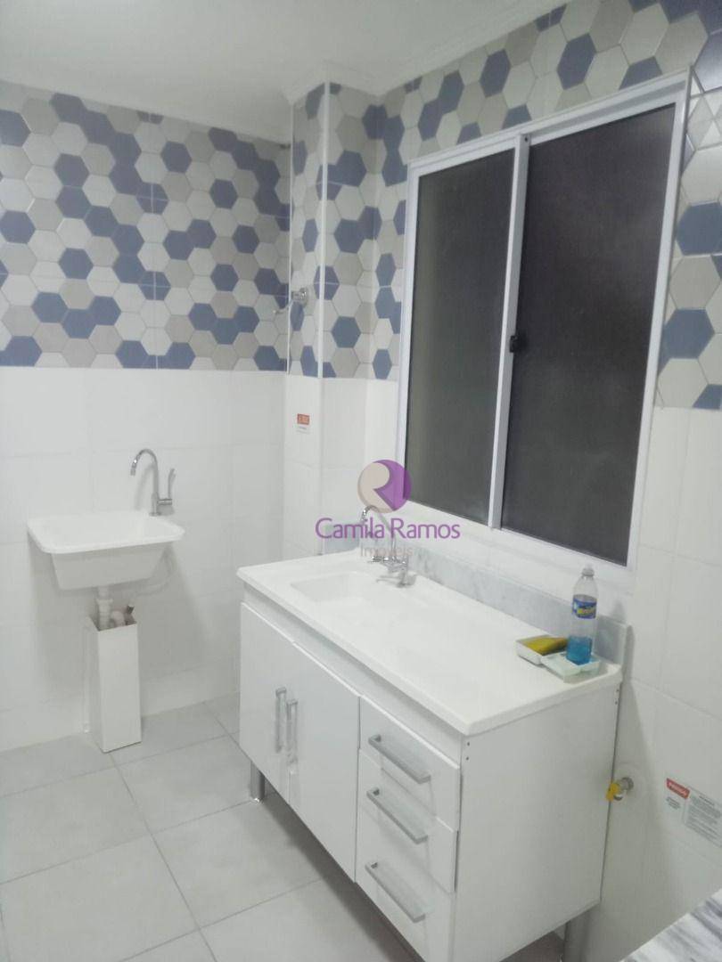 Apartamento para alugar com 2 quartos, 43m² - Foto 4
