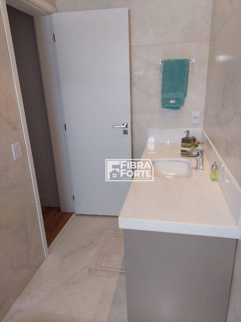 Casa de Condomínio para alugar com 5 quartos, 407m² - Foto 28