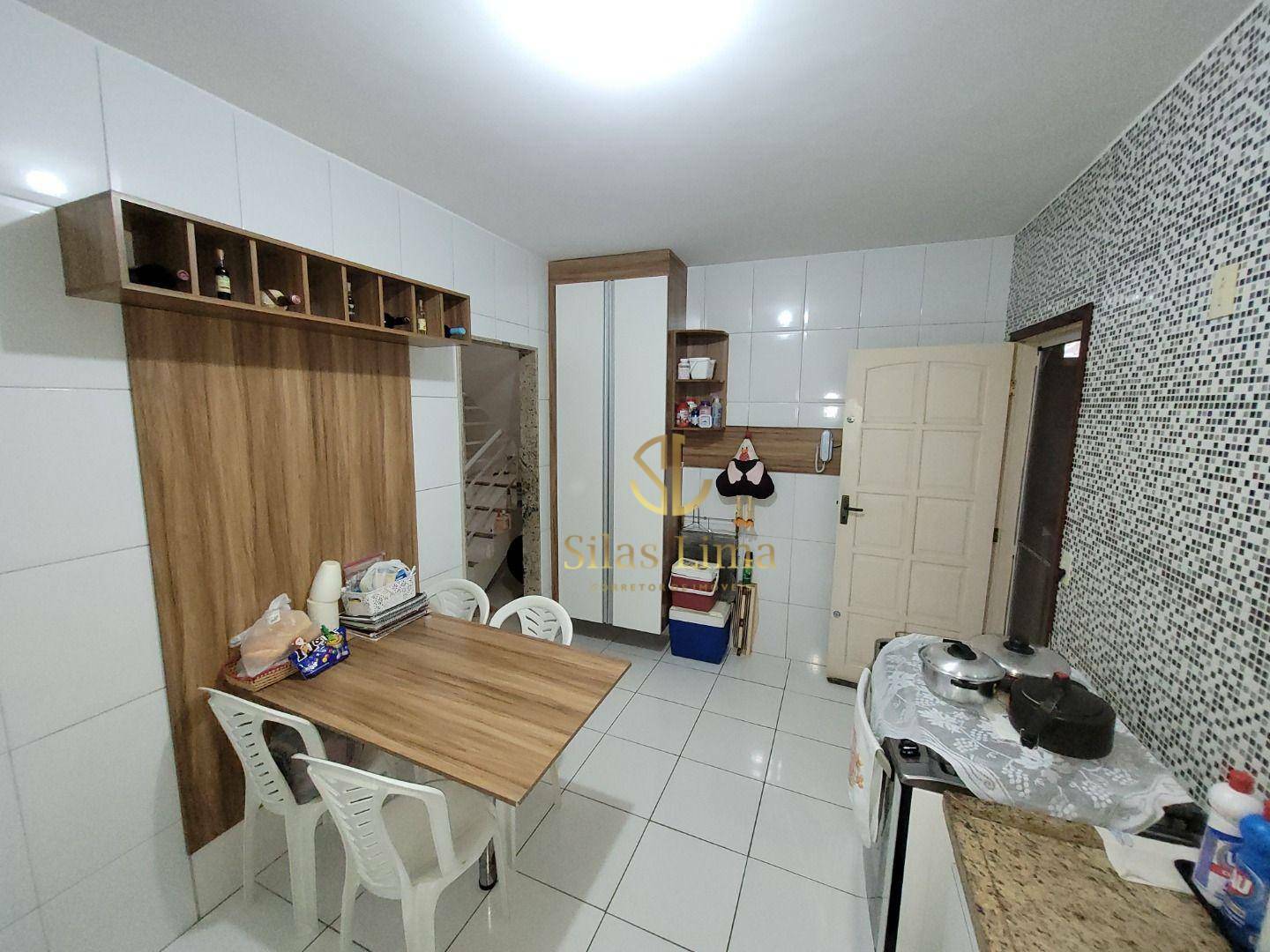 Casa à venda com 3 quartos, 111m² - Foto 13