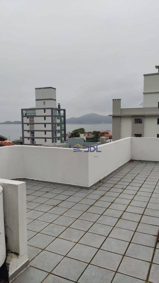 Casa à venda com 4 quartos, 400m² - Foto 18