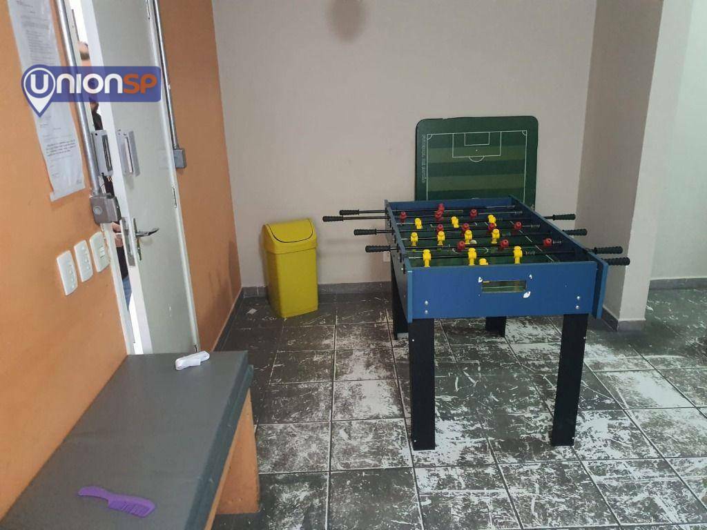 Apartamento à venda com 2 quartos, 40m² - Foto 22