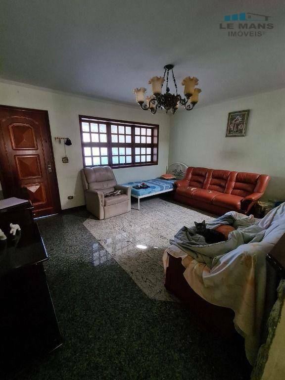 Casa à venda com 3 quartos, 176m² - Foto 3