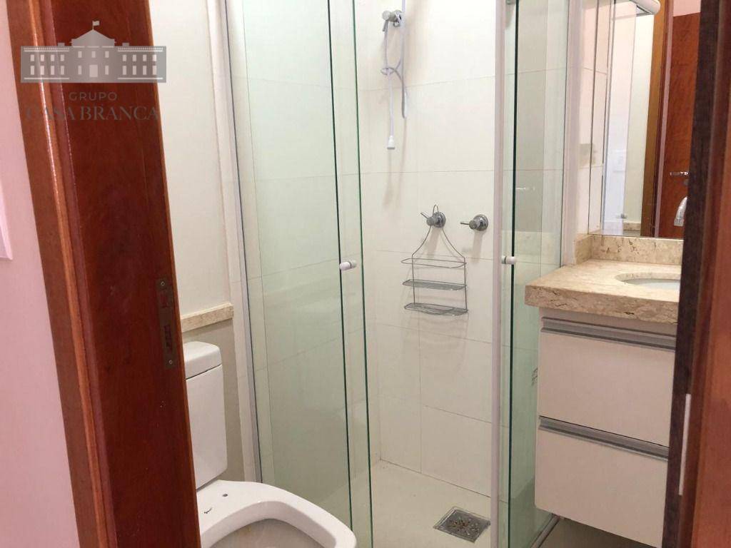 Apartamento para alugar com 3 quartos, 105m² - Foto 16