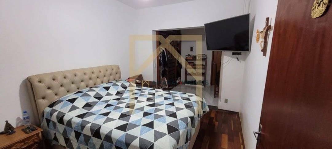 Casa à venda com 2 quartos, 160m² - Foto 11