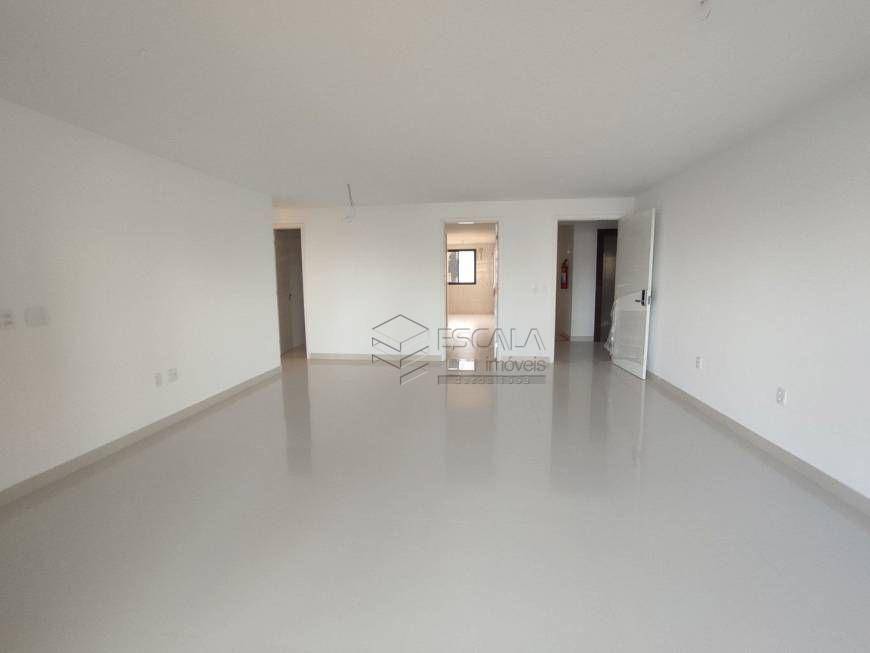 Apartamento à venda com 3 quartos, 162m² - Foto 5