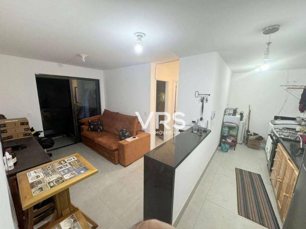 Apartamento à venda com 1 quarto, 44m² - Foto 1