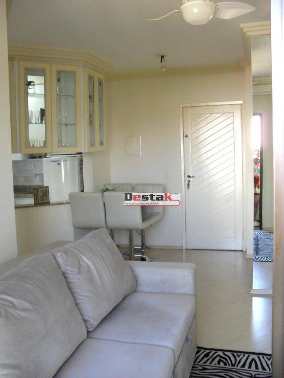 Apartamento à venda com 1 quarto, 40m² - Foto 1