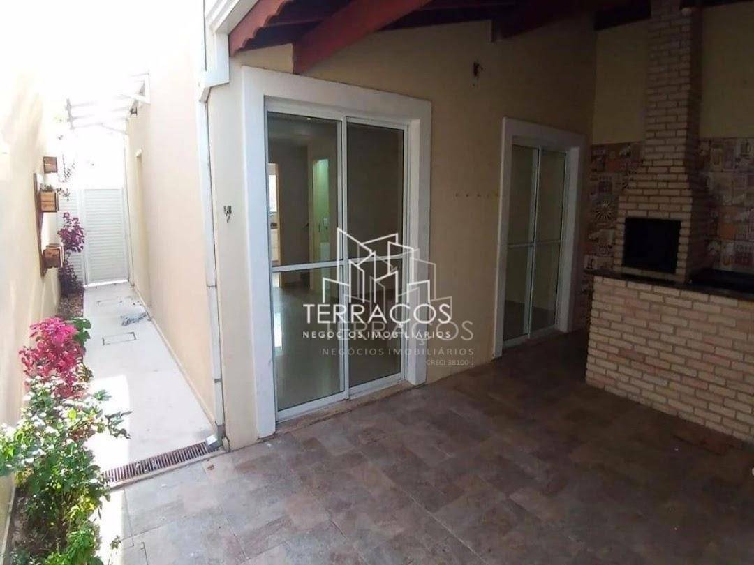 Sobrado à venda e aluguel com 3 quartos, 102m² - Foto 4