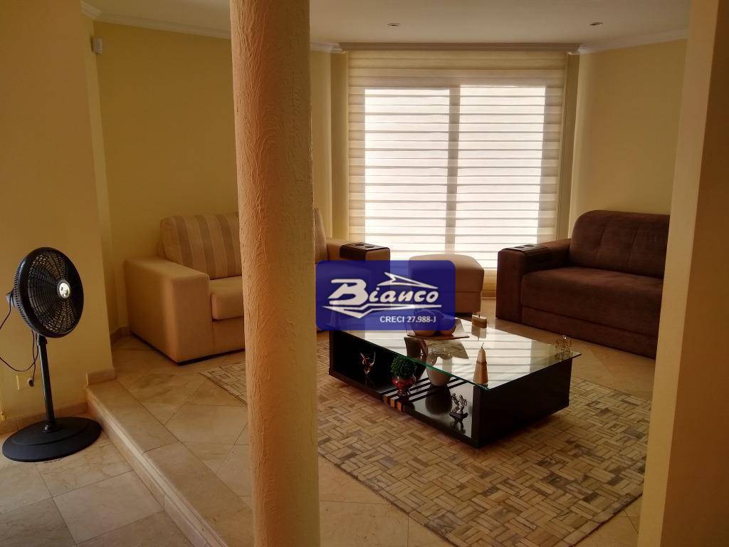 Sobrado à venda com 3 quartos, 330m² - Foto 2