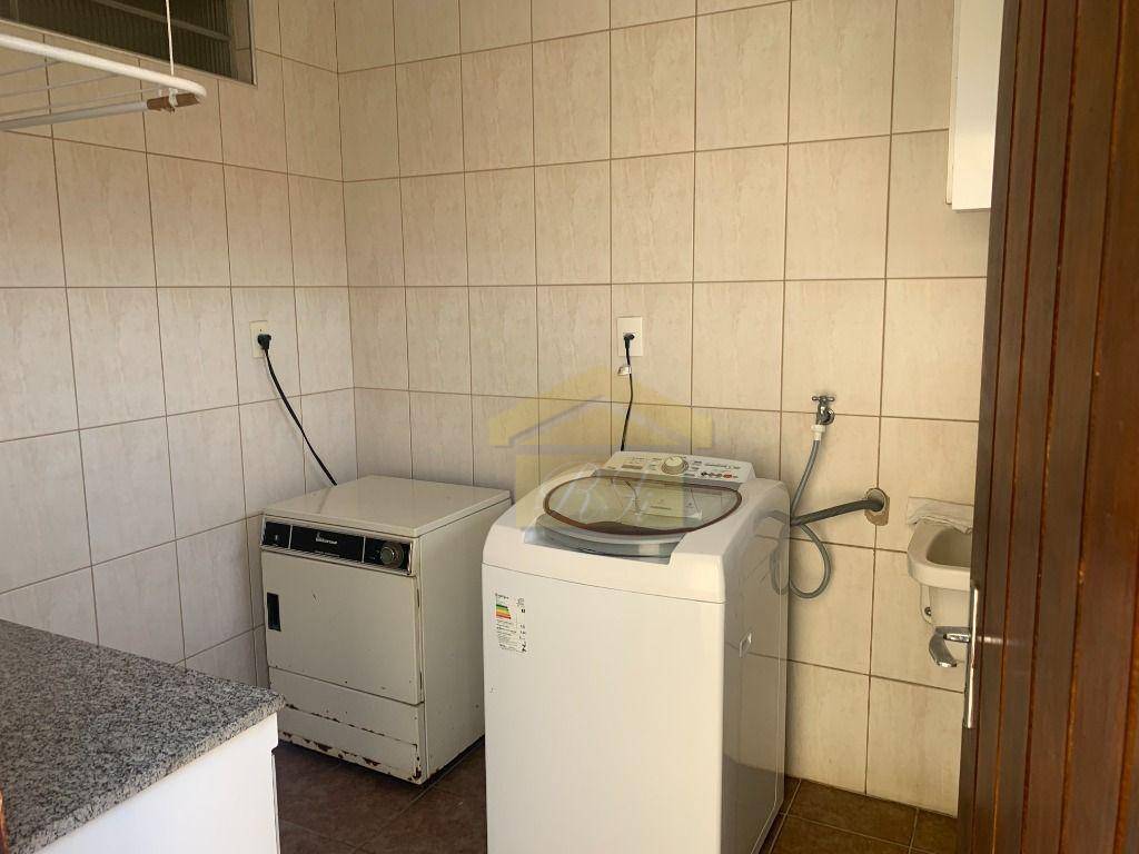 Sobrado à venda com 3 quartos, 222m² - Foto 32