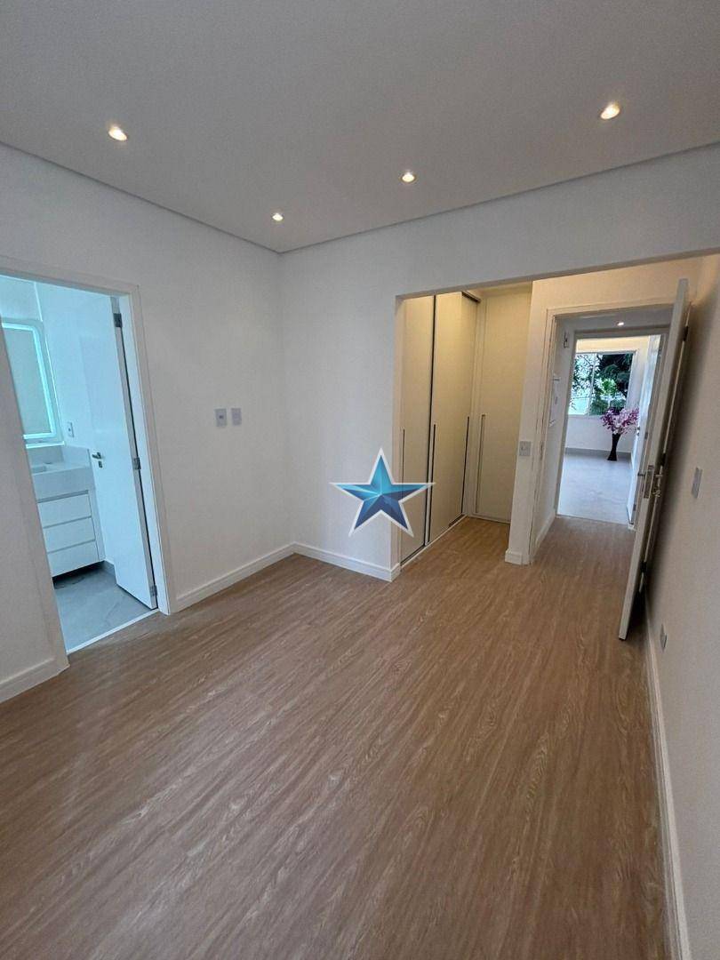 Apartamento à venda com 3 quartos, 124m² - Foto 13