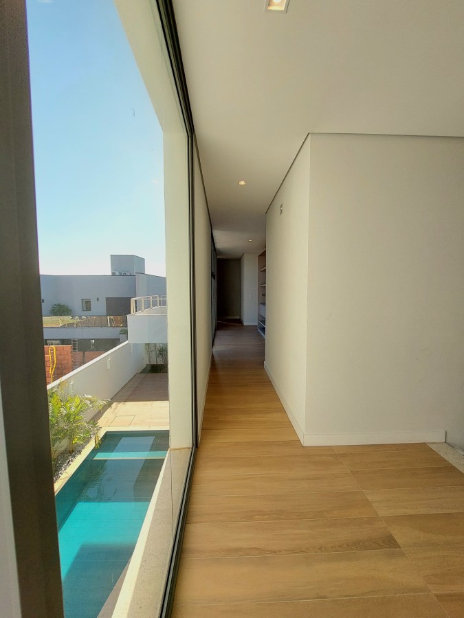 Casa de Condomínio à venda com 4 quartos, 300m² - Foto 8