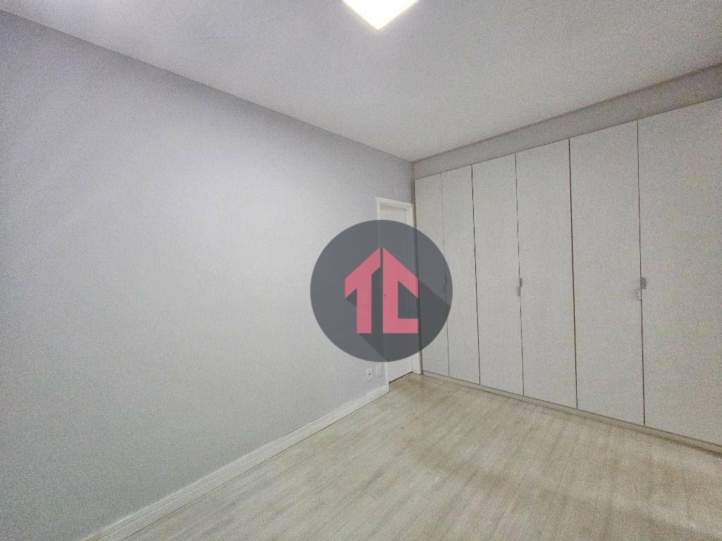 Apartamento à venda com 2 quartos, 65m² - Foto 14