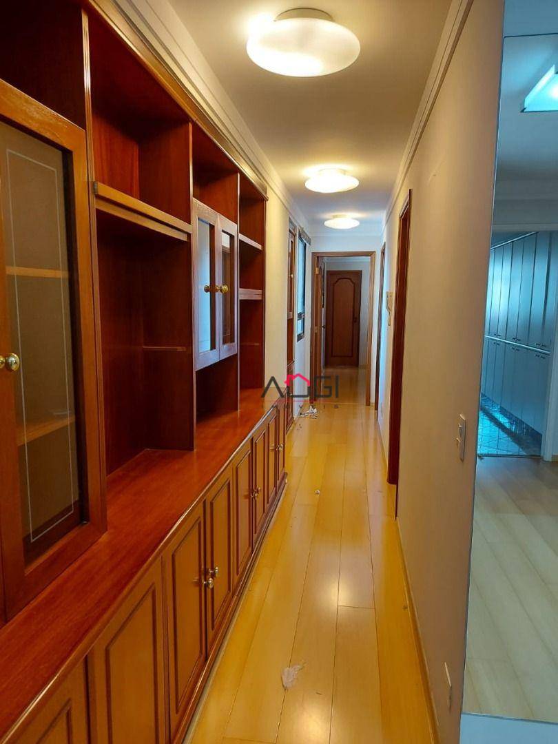 Apartamento à venda e aluguel com 4 quartos, 230m² - Foto 2