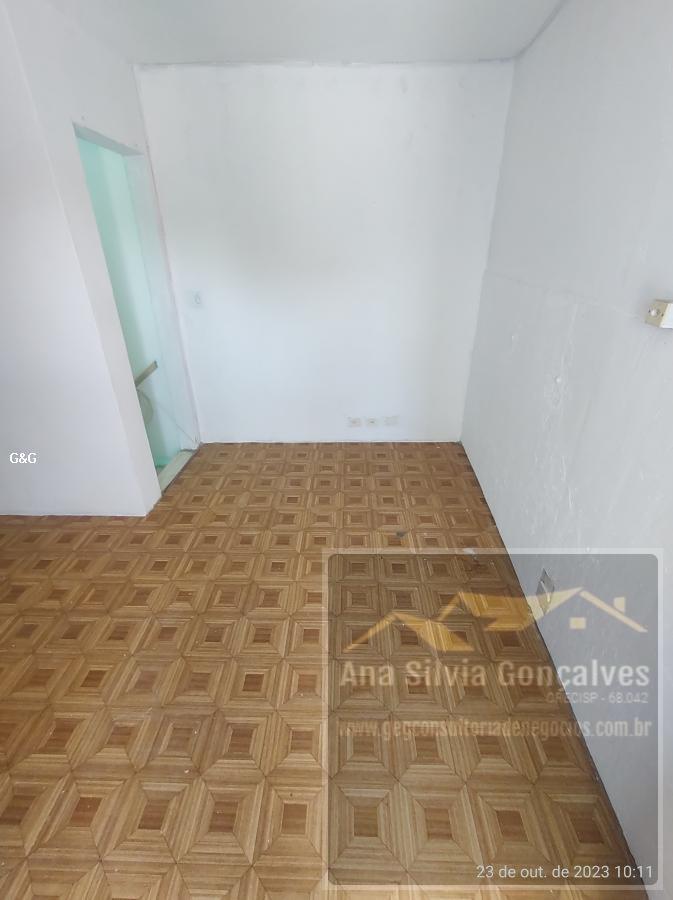 Casa para alugar com 1 quarto, 60m² - Foto 22