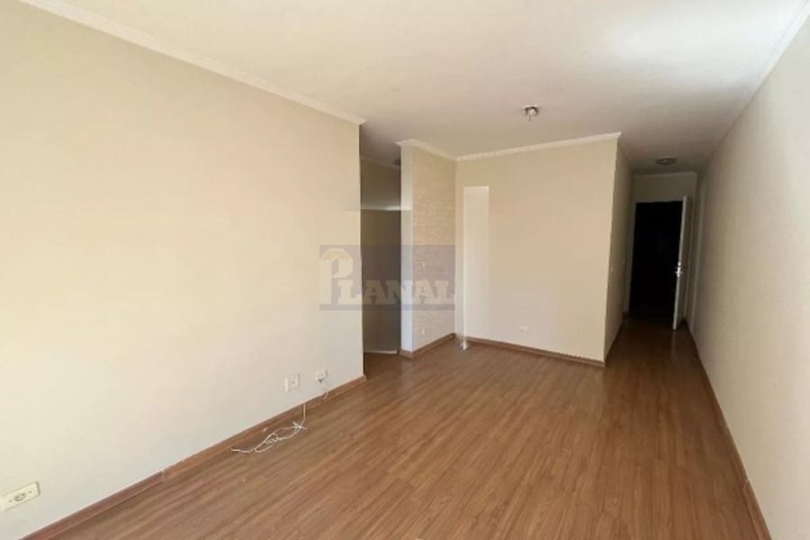 Apartamento à venda com 2 quartos, 68m² - Foto 2