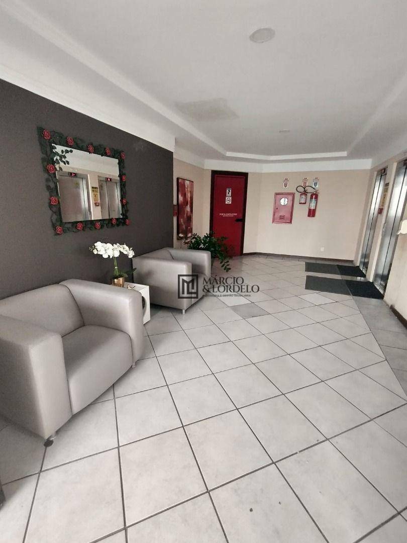 Apartamento à venda com 3 quartos, 83m² - Foto 14