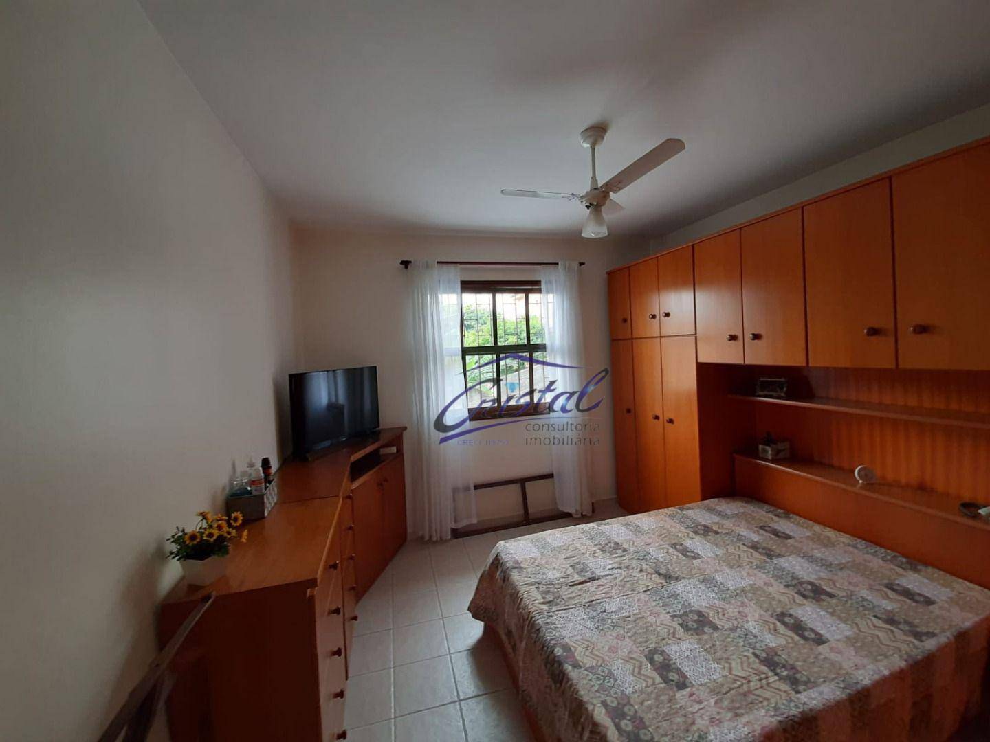 Casa à venda com 2 quartos, 106m² - Foto 8