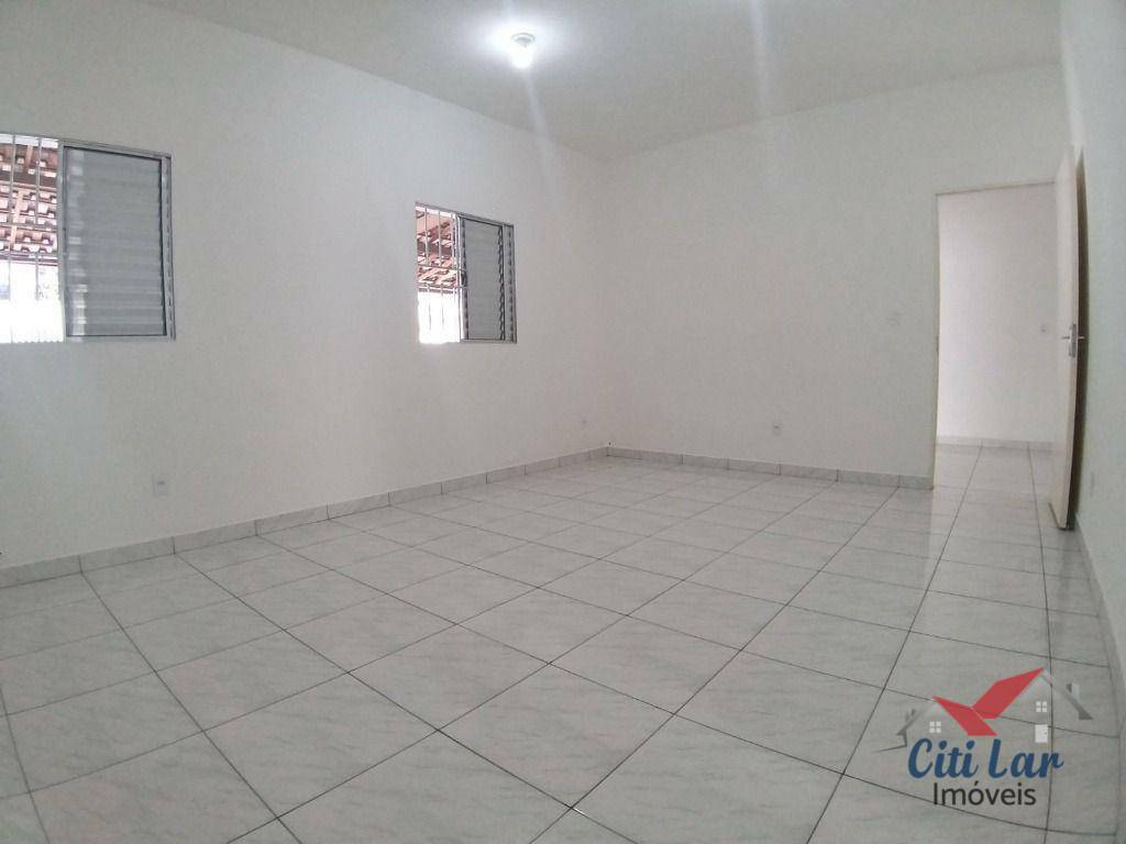 Casa para alugar com 1 quarto, 63m² - Foto 8