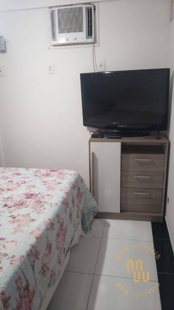 Apartamento à venda com 2 quartos, 75m² - Foto 13