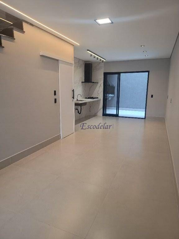 Sobrado à venda com 3 quartos, 113m² - Foto 6