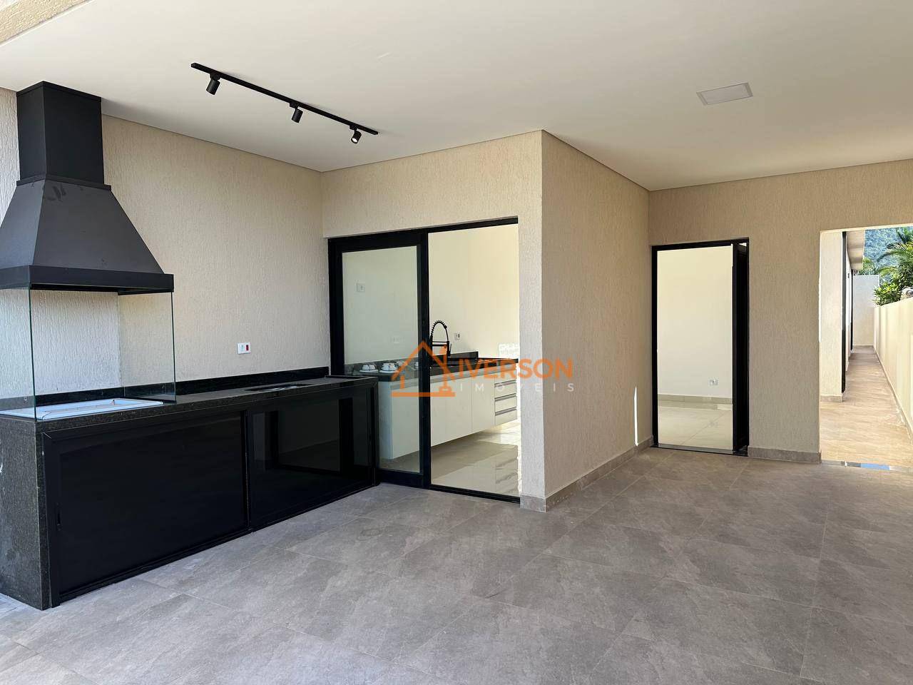 Casa, 3 quartos, 98 m² - Foto 1