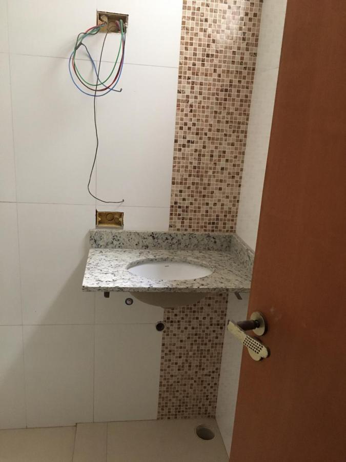 Apartamento à venda com 2 quartos, 75m² - Foto 7