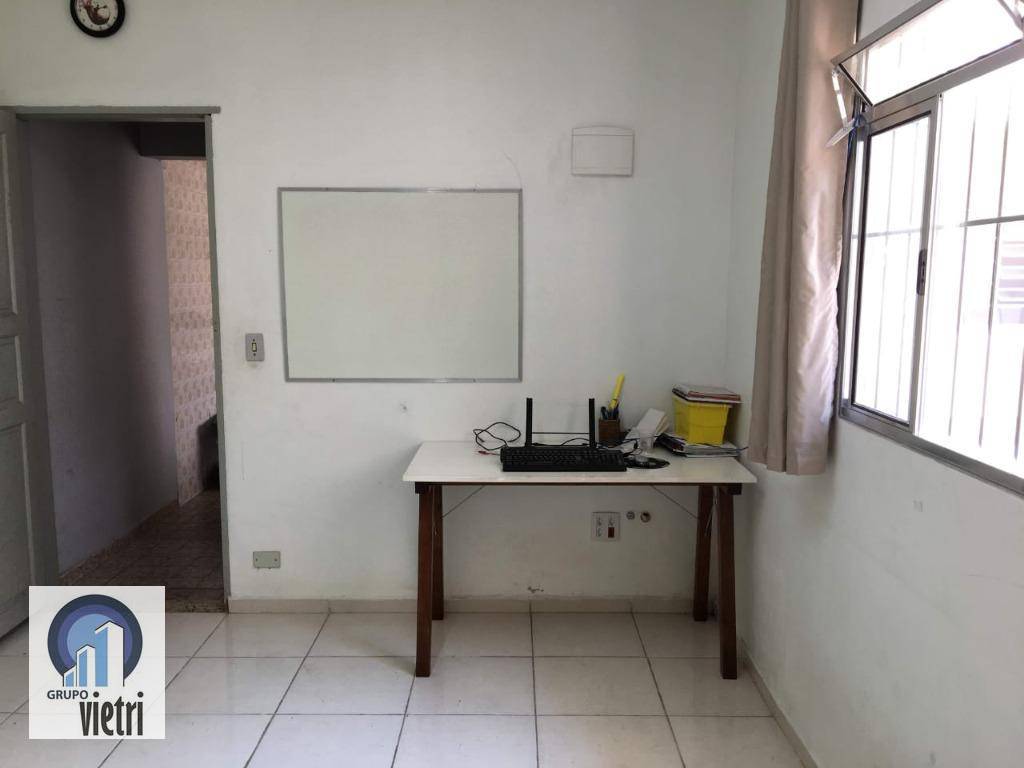 Casa à venda com 4 quartos, 160m² - Foto 15