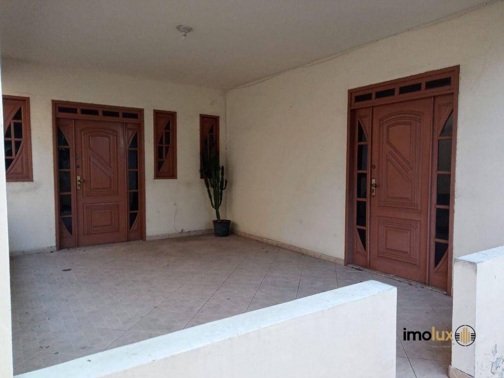 Casa à venda com 3 quartos, 189m² - Foto 10