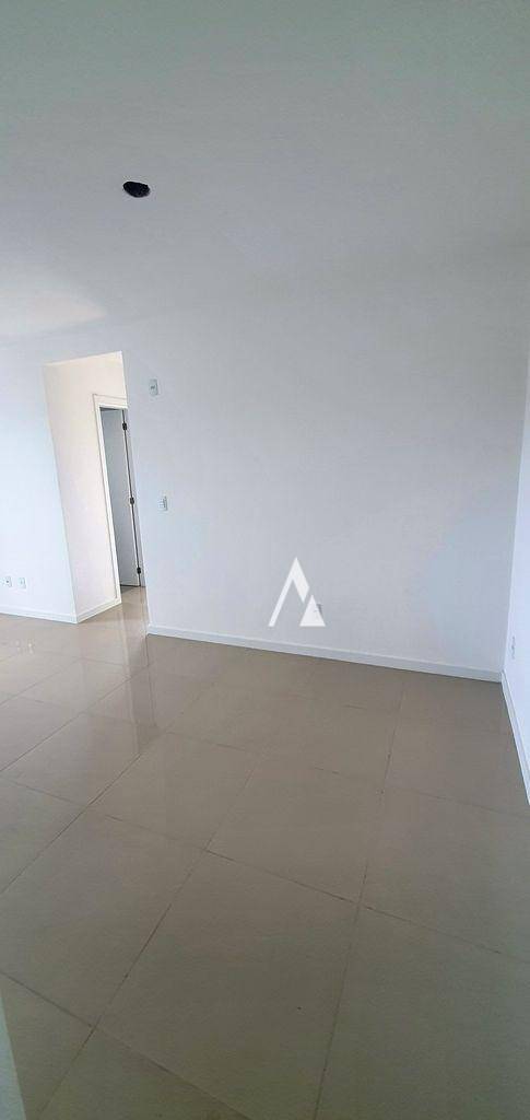 Apartamento para alugar com 2 quartos, 62m² - Foto 6