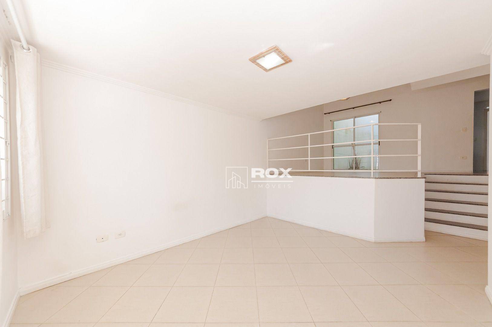 Casa à venda com 5 quartos, 184m² - Foto 4