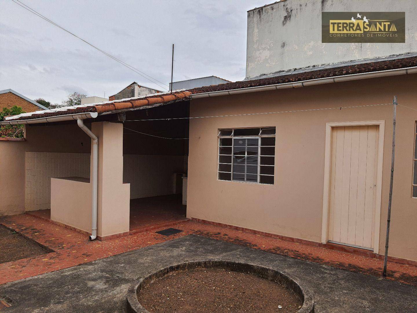 Casa à venda com 3 quartos, 250m² - Foto 23