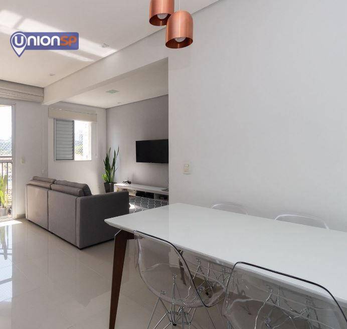 Apartamento à venda com 2 quartos, 64m² - Foto 1