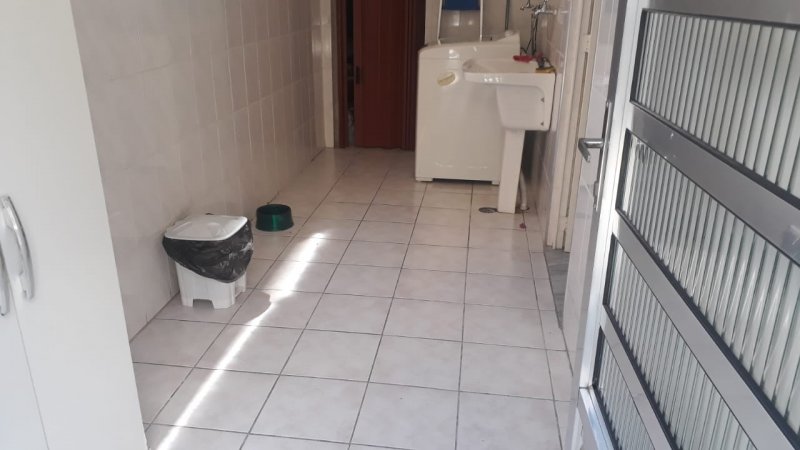 Sobrado à venda com 3 quartos, 255m² - Foto 5