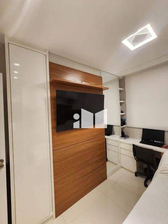 Apartamento à venda com 2 quartos, 70m² - Foto 16