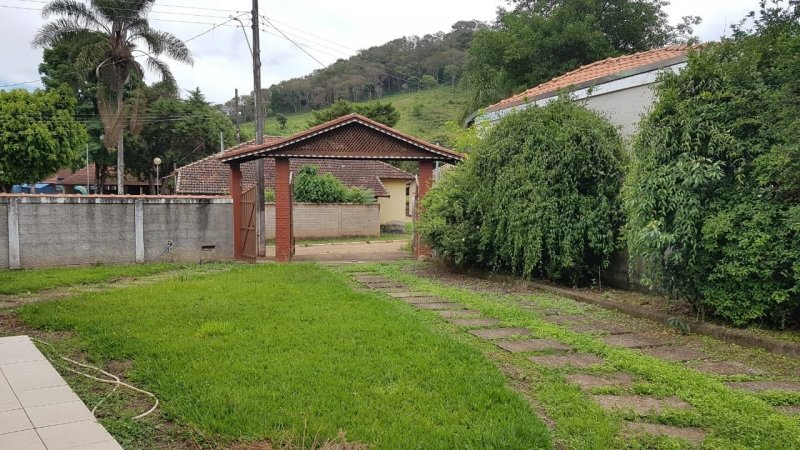 Sítio à venda com 2 quartos, 100m² - Foto 1