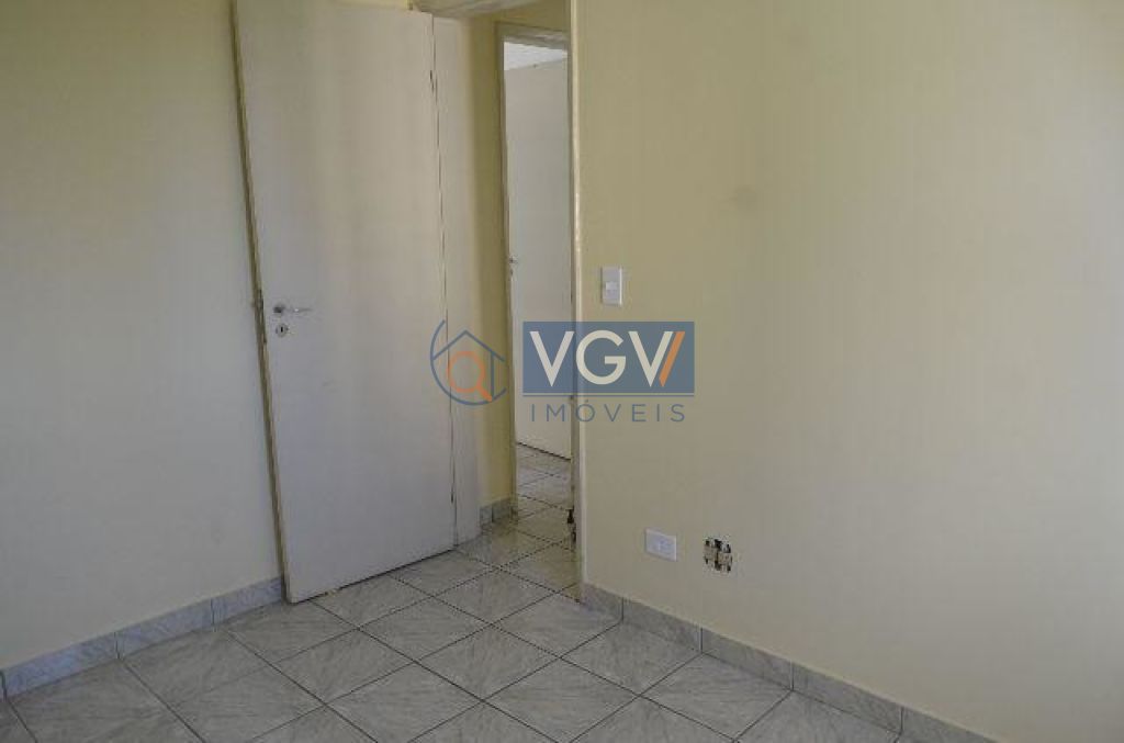 Apartamento à venda com 2 quartos, 64m² - Foto 7