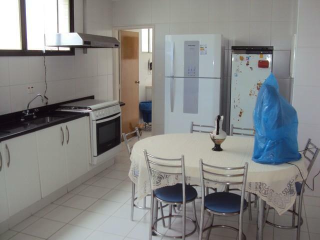 Apartamento à venda com 4 quartos, 240m² - Foto 22