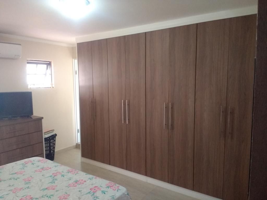 Sobrado à venda com 3 quartos, 146m² - Foto 13