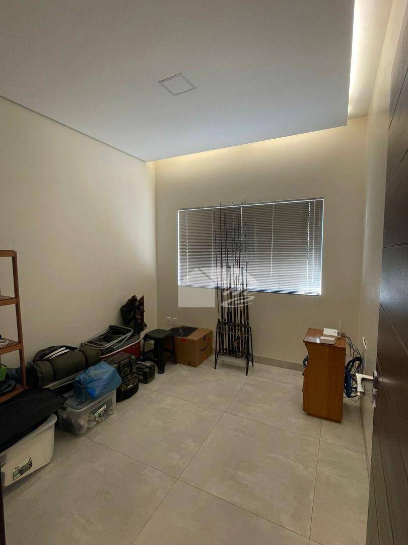 Casa à venda com 4 quartos, 250m² - Foto 7