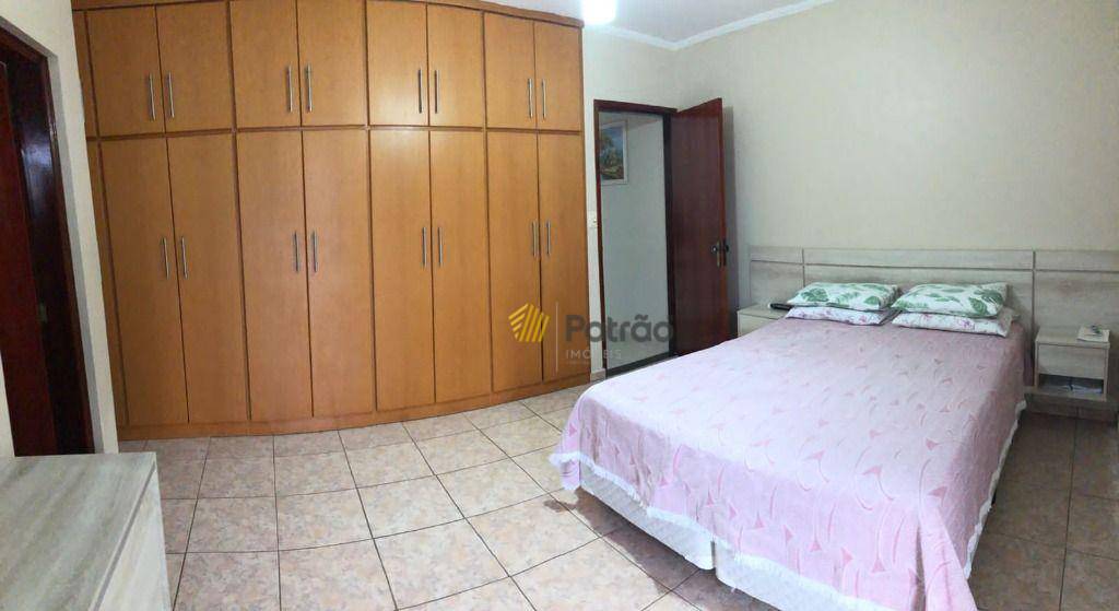 Sobrado à venda com 3 quartos, 193m² - Foto 11