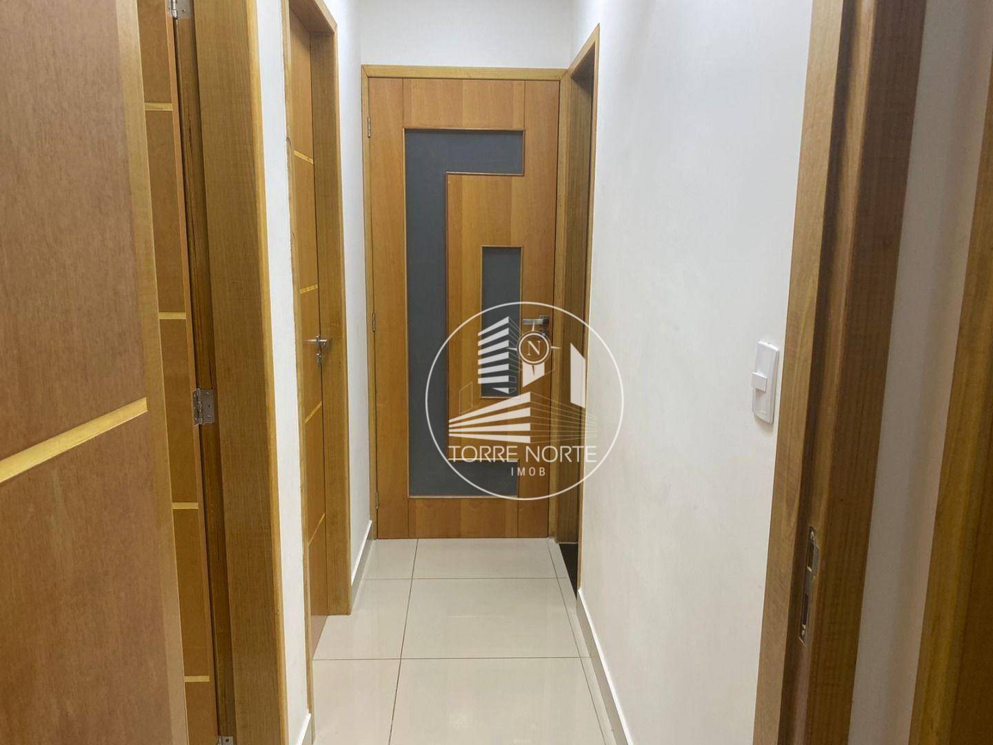 Apartamento à venda com 3 quartos, 80m² - Foto 15