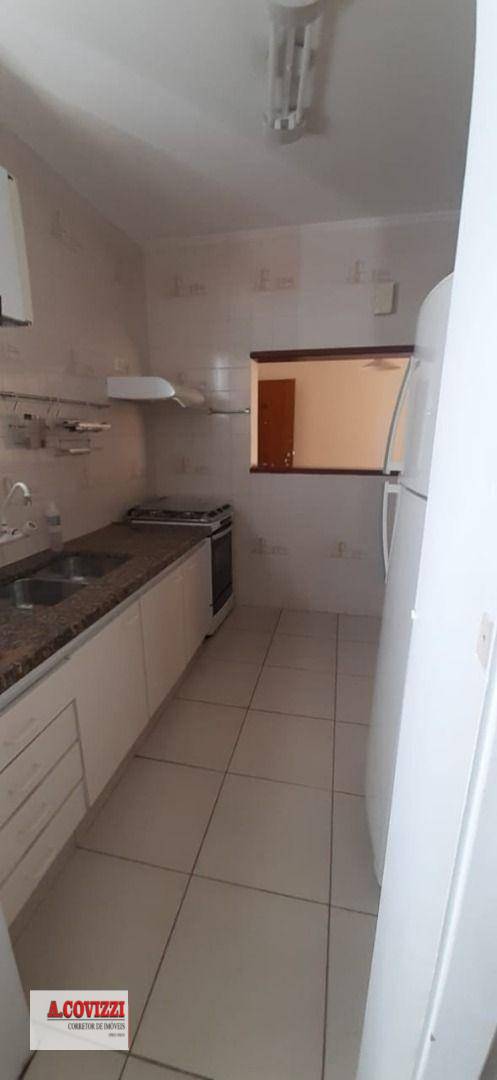 Apartamento à venda com 2 quartos, 67m² - Foto 4