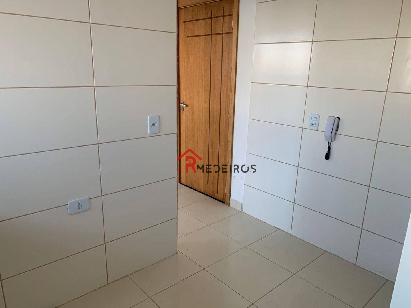 Apartamento à venda com 2 quartos, 62m² - Foto 10