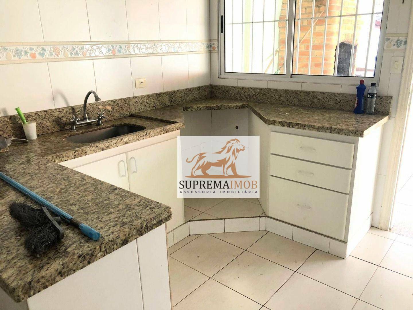 Casa à venda com 2 quartos, 170m² - Foto 5